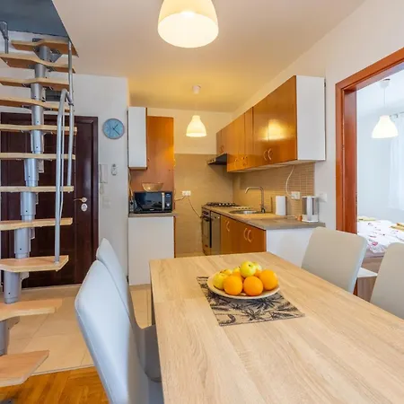 Pavicic Apartment Jadranovo
