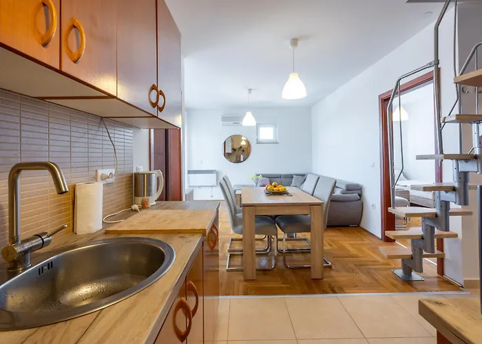 Pavicic Apartamento Jadranovo